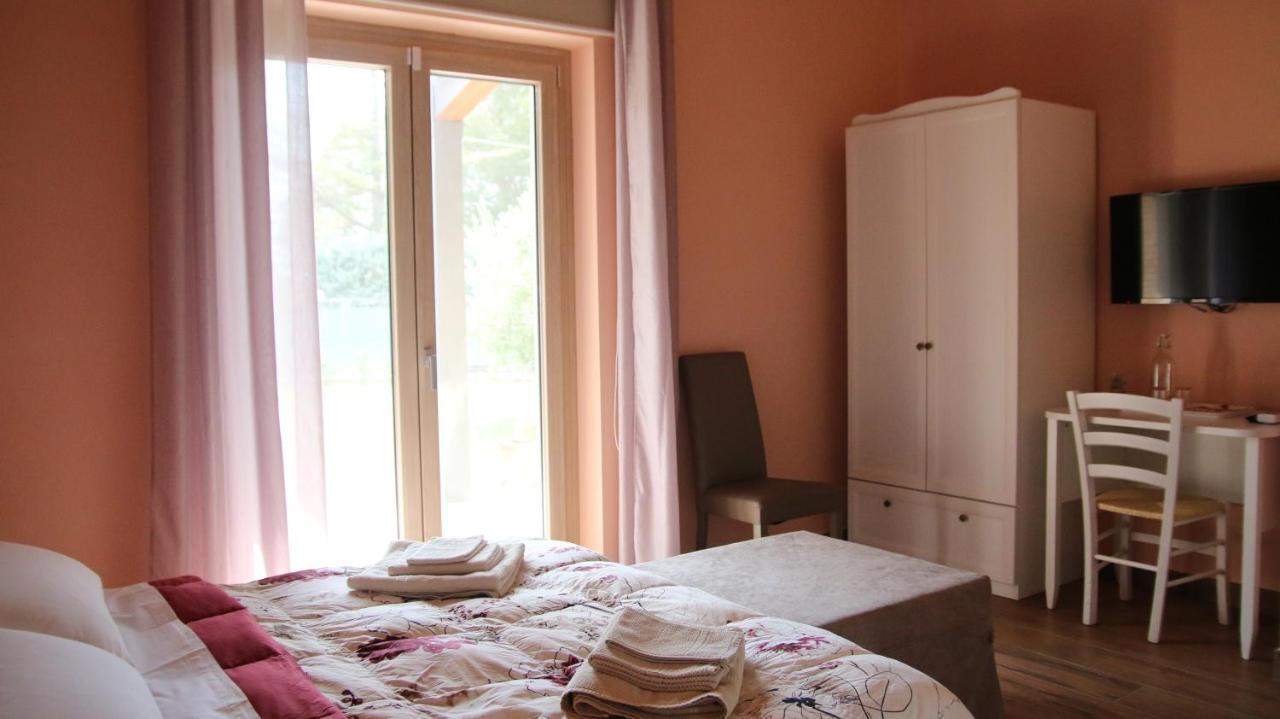 Al Ginepro Bed & Breakfast Montecchio  Dış mekan fotoğraf