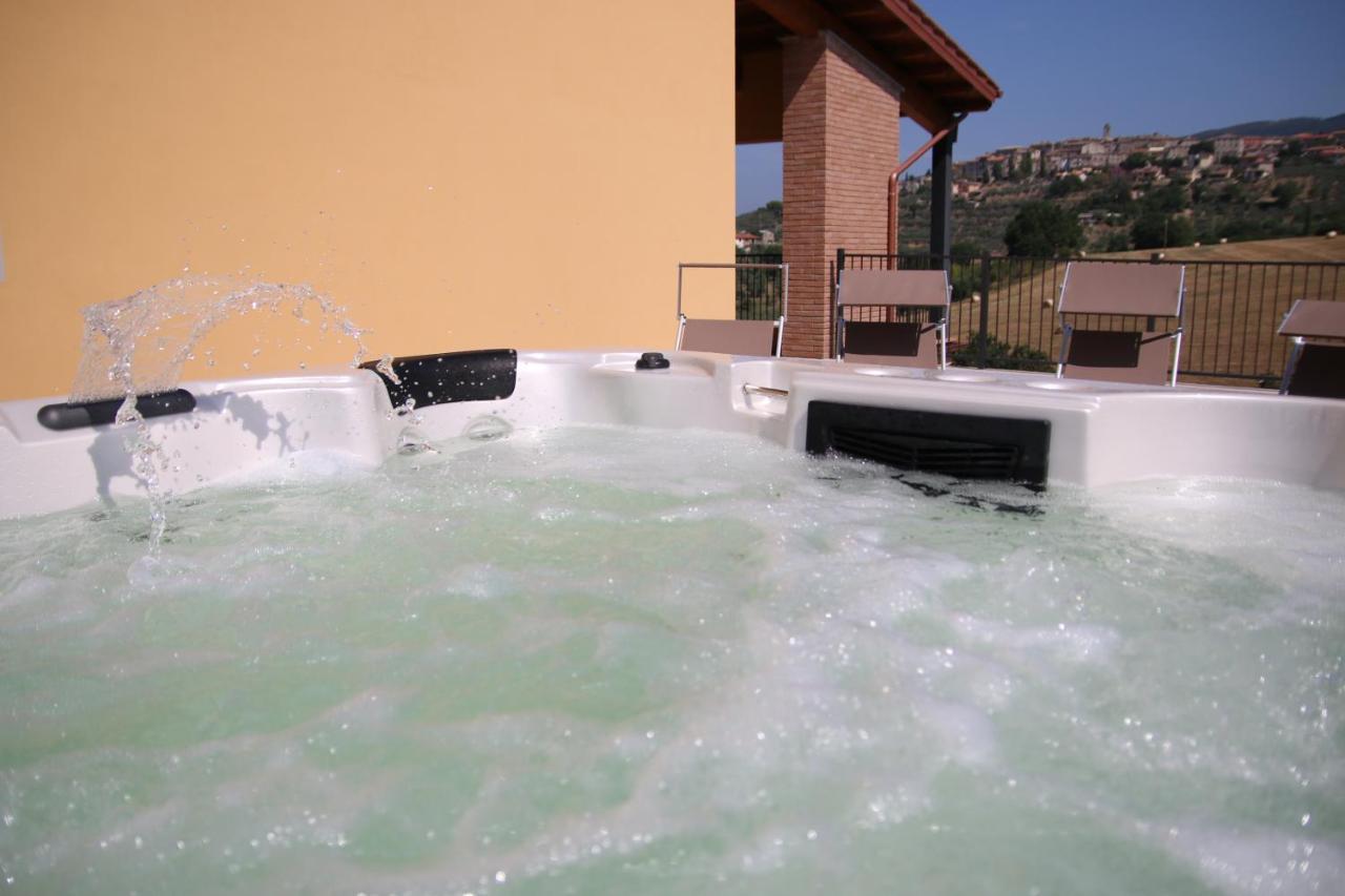 Al Ginepro Bed & Breakfast Montecchio  Dış mekan fotoğraf